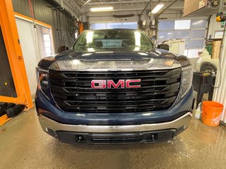 2022 GMC Sierra 1500 in St-Jérôme, Quebec - 4 - w320h240px