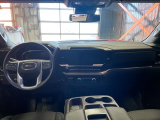 2023 GMC Sierra 1500 in St-Jérôme, Quebec - 12 - w320h240px