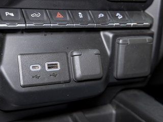 GMC Sierra 2500HD  2023 à St-Jérôme, Québec - 24 - w320h240px