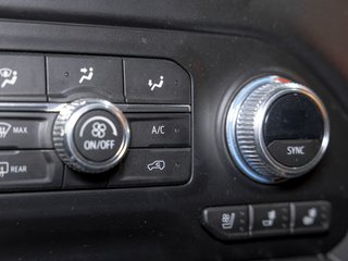 GMC Sierra 2500HD  2023 à St-Jérôme, Québec - 23 - w320h240px