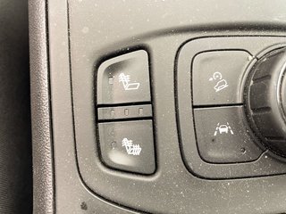 2020 GMC Terrain in St-Jérôme, Quebec - 13 - w320h240px