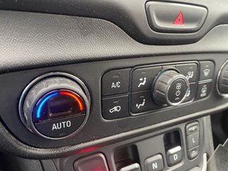 2020 GMC Terrain in St-Jérôme, Quebec - 13 - w320h240px