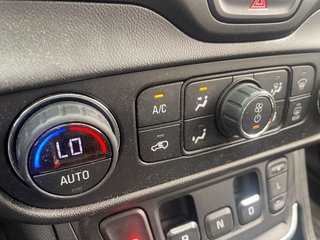 GMC Terrain  2020 à St-Jérôme, Québec - 18 - w320h240px