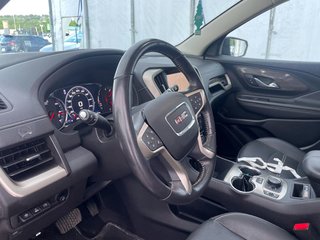 GMC Terrain  2022 à St-Jérôme, Québec - 5 - w320h240px