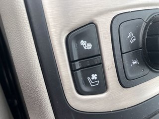 GMC Terrain  2023 à St-Jérôme, Québec - 14 - w320h240px