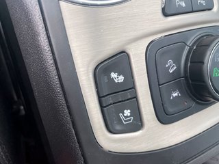 GMC Terrain  2023 à St-Jérôme, Québec - 14 - w320h240px