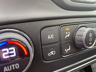 2023 GMC Terrain in St-Jérôme, Quebec - 20 - w320h240px