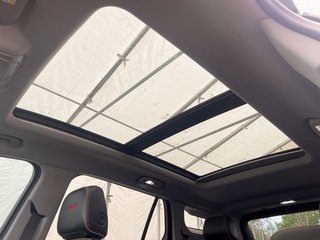 2023 GMC Terrain in St-Jérôme, Quebec - 3 - w320h240px