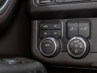 GMC Yukon XL  2021 à St-Jérôme, Québec - 24 - w320h240px