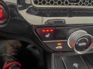 2022 Honda Civic in St-Jérôme, Quebec - 14 - w320h240px