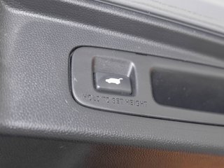2023 Honda CR-V Hybrid in St-Jérôme, Quebec - 34 - w320h240px