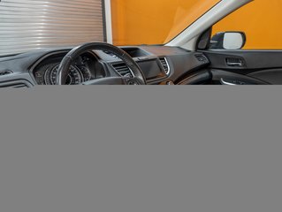 2015 Honda CR-V in St-Jérôme, Quebec - 2 - w320h240px