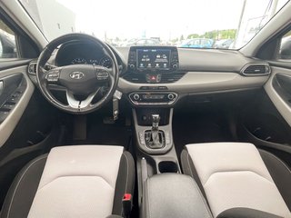 2018 Hyundai Elantra GT in St-Jérôme, Quebec - 3 - w320h240px