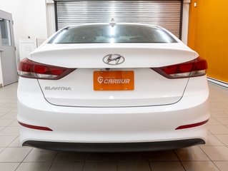 2017 Hyundai Elantra in St-Jérôme, Quebec - 6 - w320h240px