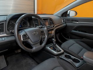 Hyundai Elantra  2017 à St-Jérôme, Québec - 2 - w320h240px