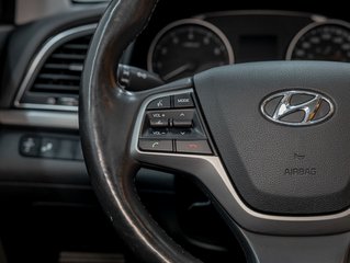 Hyundai Elantra  2017 à St-Jérôme, Québec - 15 - w320h240px