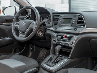 Hyundai Elantra  2017 à St-Jérôme, Québec - 22 - w320h240px