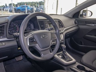 2017 Hyundai Elantra in St-Jérôme, Quebec - 3 - w320h240px