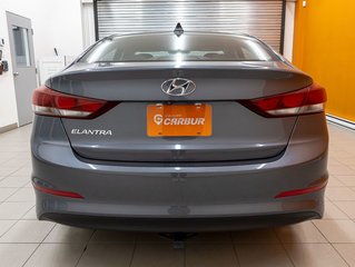 Hyundai Elantra  2018 à St-Jérôme, Québec - 6 - w320h240px
