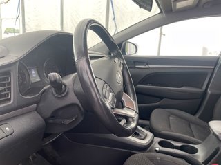 2019 Hyundai Elantra in St-Jérôme, Quebec - 3 - w320h240px