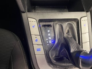 Hyundai Elantra  2020 à St-Jérôme, Québec - 12 - w320h240px