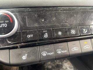 2023 Hyundai Elantra in St-Jérôme, Quebec - 13 - w320h240px
