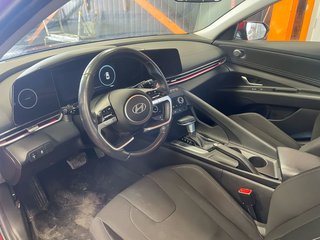 Hyundai Elantra  2024 à St-Jérôme, Québec - 5 - w320h240px