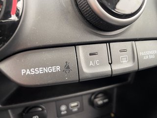 2020 Hyundai Kona in St-Jérôme, Quebec - 16 - w320h240px
