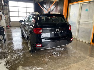 2021 Hyundai Venue in St-Jérôme, Quebec - 5 - w320h240px
