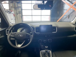 2023 Hyundai Venue in St-Jérôme, Quebec - 10 - w320h240px