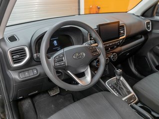 2023 Hyundai Venue in St-Jérôme, Quebec - 2 - w320h240px
