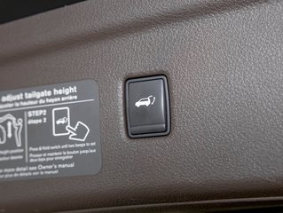 2019 Infiniti QX50 in St-Jérôme, Quebec - 35 - w320h240px