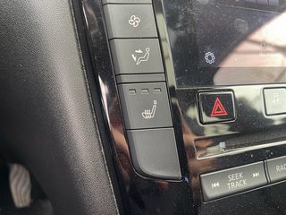 2021 Infiniti QX50 in St-Jérôme, Quebec - 13 - w320h240px