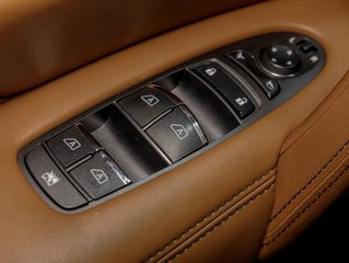 2023 Infiniti QX80 in St-Jérôme, Quebec - 32 - w320h240px