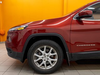 2017 Jeep Cherokee in St-Jérôme, Quebec - 40 - w320h240px