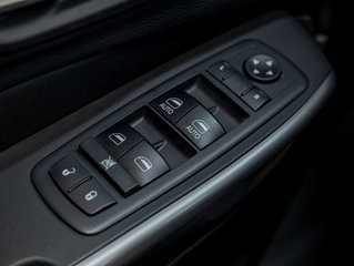 2019 Jeep Cherokee in St-Jérôme, Quebec - 23 - w320h240px