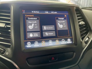 2019 Jeep Cherokee in St-Jérôme, Quebec - 12 - w320h240px