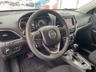 Jeep Cherokee  2021 à St-Jérôme, Québec - 3 - w320h240px