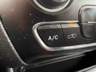 Jeep Cherokee  2021 à St-Jérôme, Québec - 14 - w320h240px