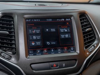 2022 Jeep Cherokee in St-Jérôme, Quebec - 18 - w320h240px