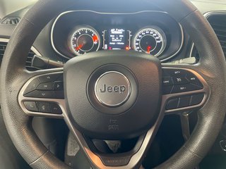 2022 Jeep Cherokee in St-Jérôme, Quebec - 16 - w320h240px