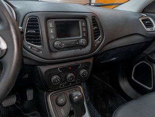 2017 Jeep Compass in St-Jérôme, Quebec - 17 - w320h240px