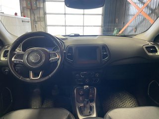 Jeep Compass  2018 à St-Jérôme, Québec - 10 - w320h240px