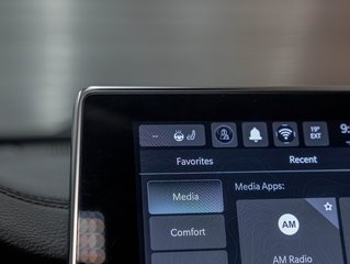 2022 Jeep Compass in St-Jérôme, Quebec - 17 - w320h240px