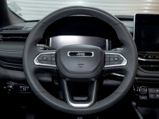 Jeep Compass  2023 à St-Jérôme, Québec - 14 - w320h240px