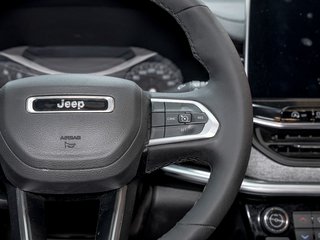 Jeep Compass  2023 à St-Jérôme, Québec - 15 - w320h240px