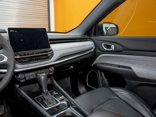 Jeep Compass  2023 à St-Jérôme, Québec - 20 - w320h240px