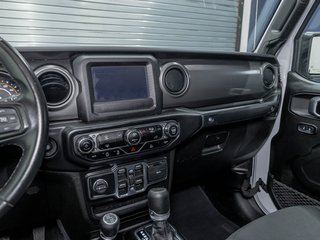 2022 Jeep Gladiator in St-Jérôme, Quebec - 20 - w320h240px