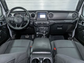 2022 Jeep Gladiator in St-Jérôme, Quebec - 11 - w320h240px