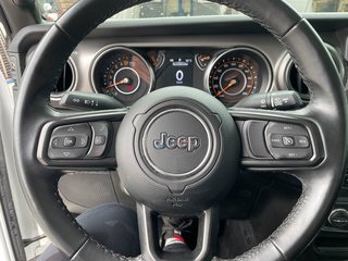 2022 Jeep Gladiator in St-Jérôme, Quebec - 14 - w320h240px